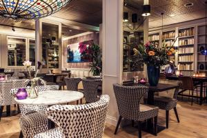 Carlton Square Hotel - Dining Options