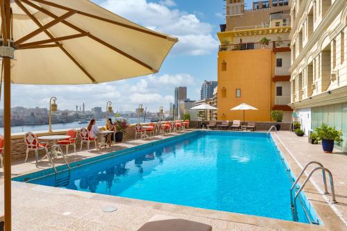 Carlton Tower Hotel - Accommodations and Room Features