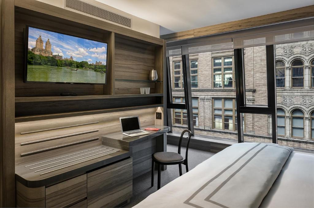 Carnegie Hotel - Guest Experience and Ratings