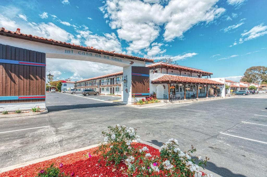 Casa Via Mar Inn, Ascend Hotel Collection - Amenities Offered