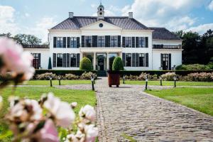 Castle Engelenburg - Picturesque Surroundings and Outdoor Activities