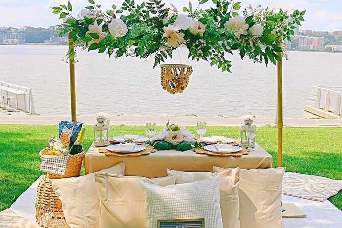 Central Park Luxury Picnic for 2 - Meeting and Pickup Information