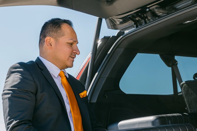 Charlotte Round Trip Chauffeur Driven Airport Transport - Customer Support Features