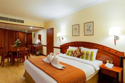 CITY PALACE HOTEL - Location Insights
