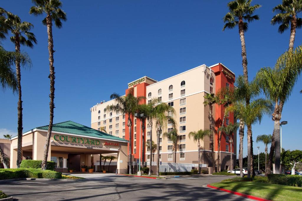 Courtyard by Marriott Baldwin Park Review