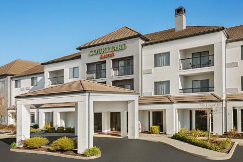 Courtyard by Marriott Roseville - Facilities and Amenities