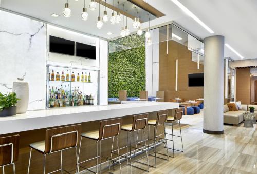 Courtyard New York Manhattan/Midtown West - Location Highlights