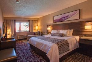 Crowne Plaza Silicon Valley North - Union City, an IHG Hotel - Key Amenities