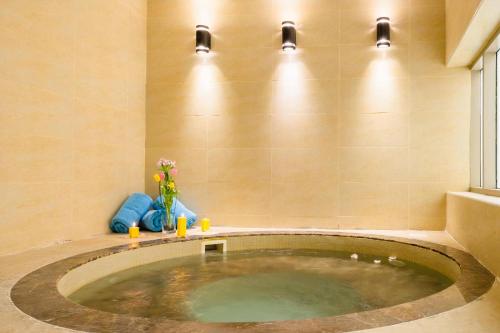 Crystal Plaza Al Majaz Hotel - Accommodation Details