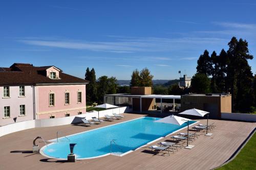 Dal Pozzo Castle - Location and Accessibility