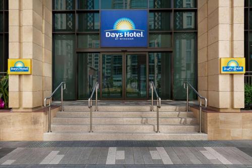 Days Hotel By Wyndham Dubai Deira - Room Types and Amenities