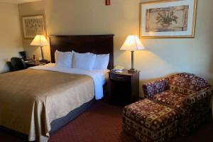 Days Inn by Wyndham Blythe - Amenities