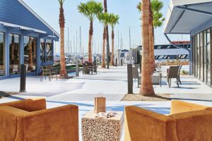 DoubleTree by Hilton Hotel Berkeley Marina - Accommodation Options