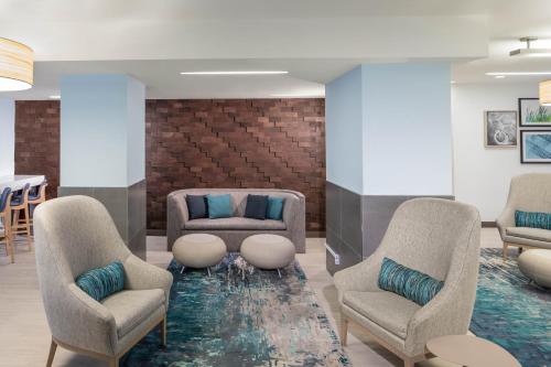 Element Times Square West - Facilities and Amenities