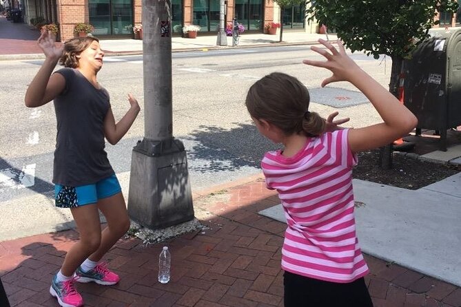 Elizabeth City Scavenger Hunt Excursion by Wacky Walks - Exploring Elizabeth City