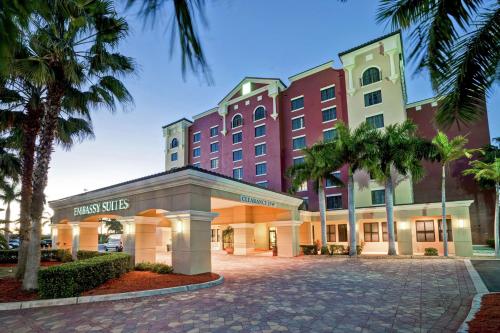 Embassy Suites Fort Myers - Estero - Accommodation Options