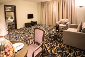 Emirates Plaza Hotel - Amenities and Facilities