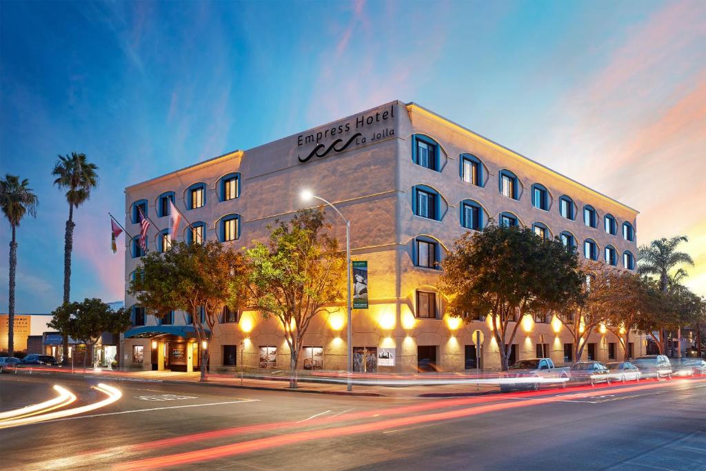Empress Hotel La Jolla Review