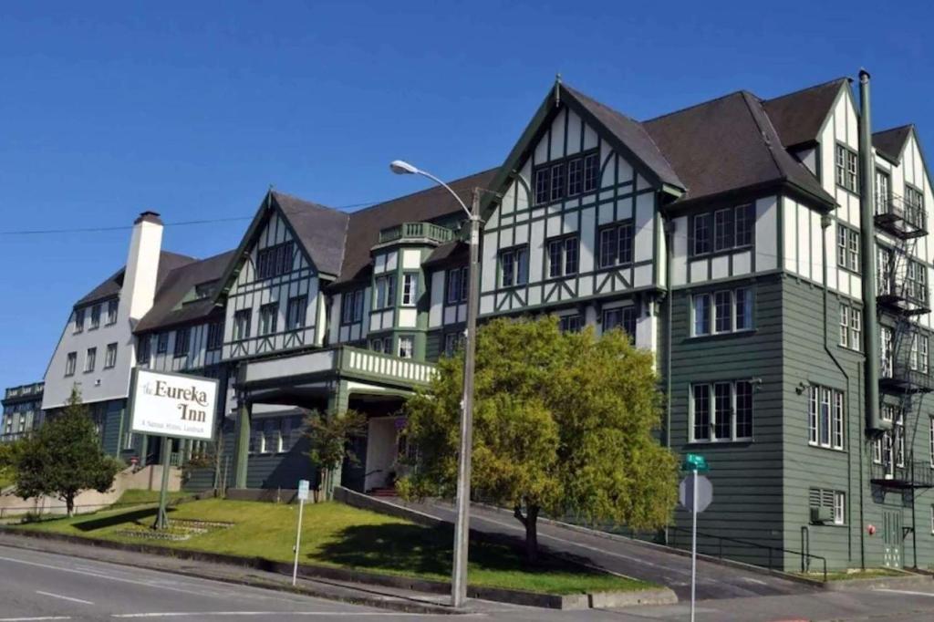 Eureka Inn, Trademark Collection by Wyndham - Guest Ratings and Reviews