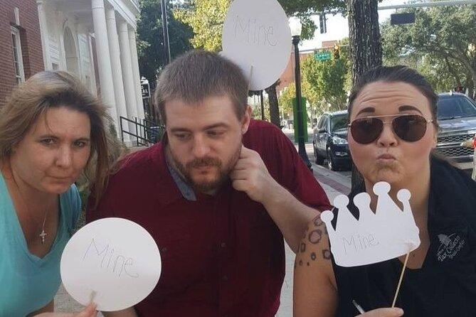 Explore Fort Myers With a Unique Scavenger Hunt by Wacky Walks - How the Scavenger Hunt Works