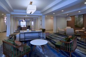 Fairfield Inn and Suites San Bernardino - Convenient Location