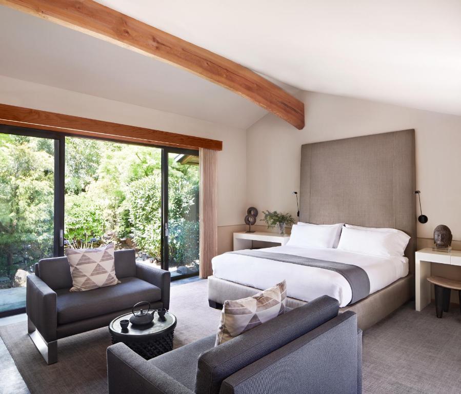 Gaige House - Accommodations and Amenities