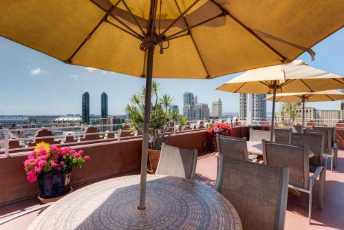 Gaslamp Plaza Suites - Accommodations and Amenities