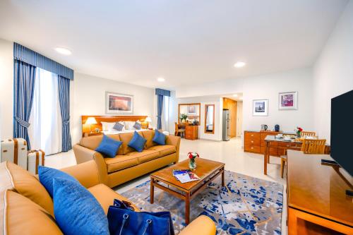 Golden Sands Hotel Apartments - Room Types and Amenities