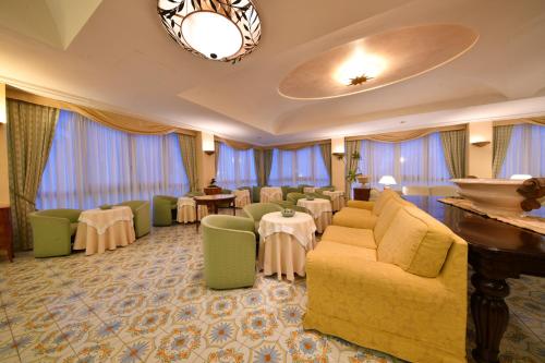 Grand Hotel Terme Di Augusto - Accommodations and Room Types