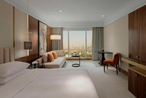 Grand Hyatt Dubai - Accommodation and Guest Rooms