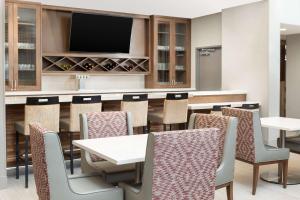 Hampton Inn & Suites Santa Rosa Sonoma Wine Country - Impressive Facilities