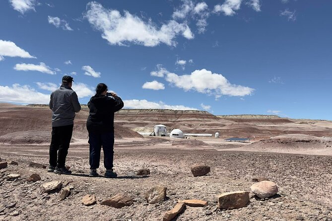 Hanksville: Purple Mountain Photography Tour - Inclusions and Amenities