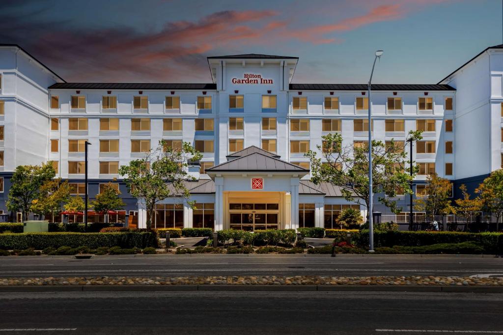 Hilton Garden Inn San Mateo - Guest Feedback
