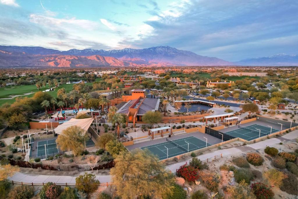 Hilton Grand Vacations Club Palm Desert - Exceptional Amenities