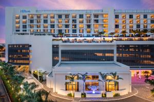 Hilton Miami Aventura - Convenient Location