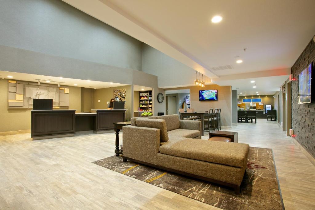 Holiday Inn Express Hotel & Suites – Paso Robles, an IHG Hotel Review