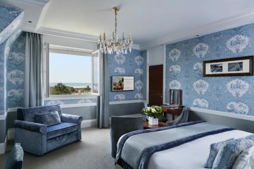 Hotel Barrière Le Normandy - Location and Nearby Attractions