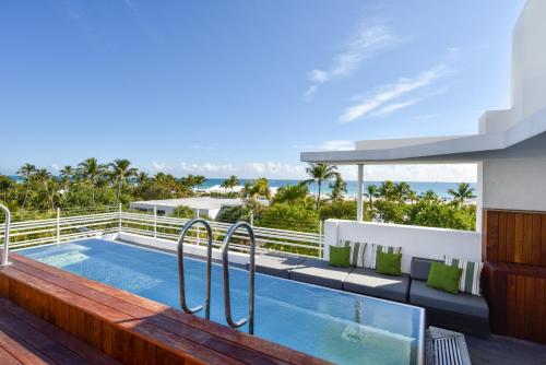 Hotel Breakwater South Beach - Accommodation Options