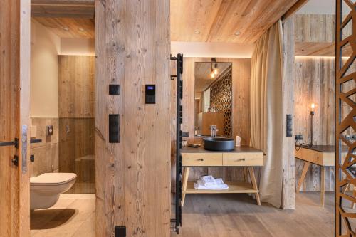 Hotel Chalet Mirabell - Accommodation Options