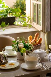 Hotel DAubusson - Facilities and Amenities