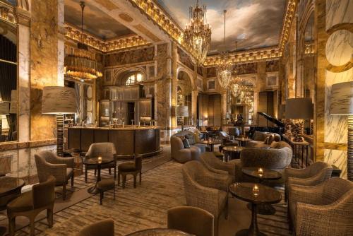 Hotel De Crillon - Available Facilities and Amenities