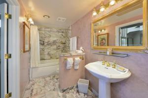 Hotel La Rose - Room Types and Amenities