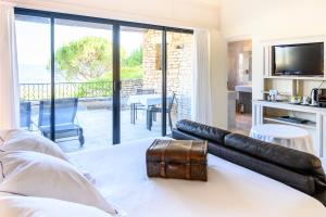 Hotel Les Bories & Spa - Accommodations and Room Amenities