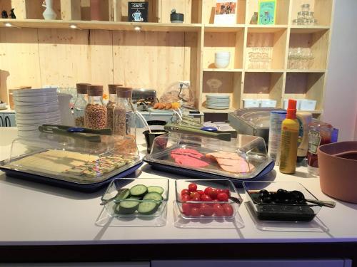 Hotel Light - Amenities and Services Offered