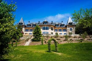 Hotel LIncomparable by Les Etincelles - Rooms and Amenities