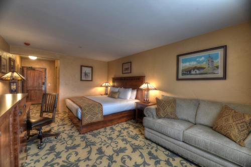 Hotel Mission De Oro - Amenities and Features