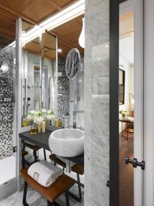 Hotel Montalembert - Facilities and Amenities
