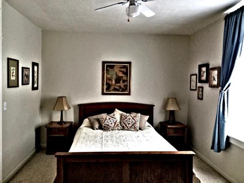Hotel Niles - Room Amenities and Accommodations