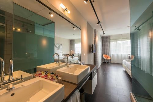 Hotel Papendal - Facilities and Amenities