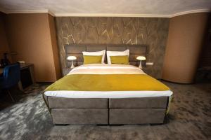 Hotel & Restaurant Infinity - Guest Ratings and Reviews